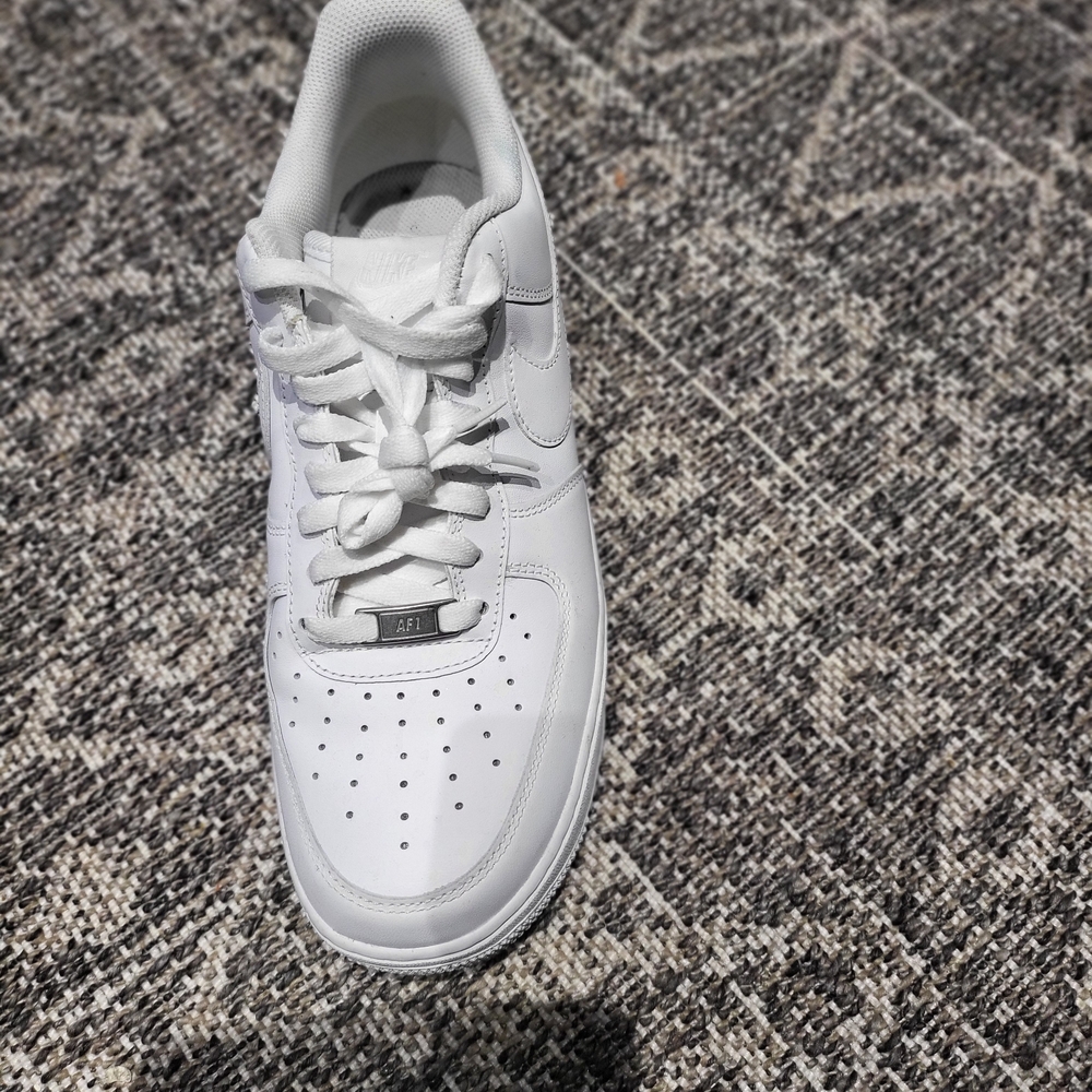 Nike White Sneakers - Picture 2 of 5